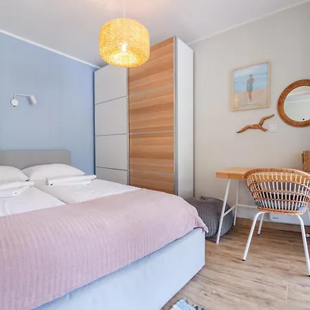 Enklawa Krynica Morska, Sun & Snow *