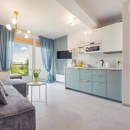 Enklawa Krynica Morska, Sun&snow *