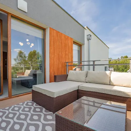 Enklawa Krynica Morska, Sun & Snow * Krynica Morska