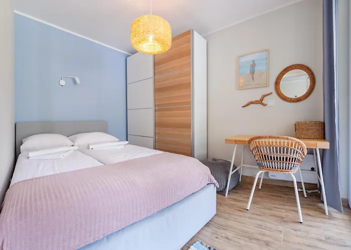 Enklawa Krynica Morska, Sun&snow *