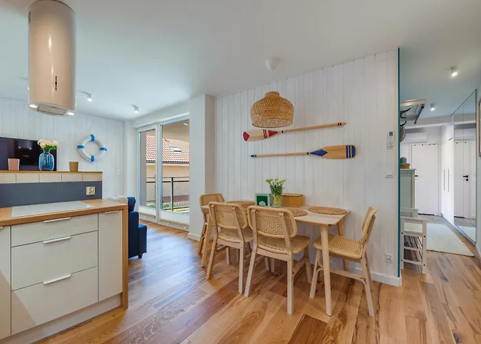 Enklawa Krynica Morska, Sun & Snow Lägenhet *